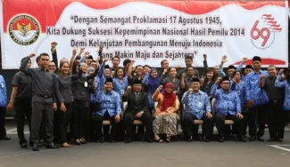 Foto bersama pasca Upacara Peringatan HUT Kemerdekaan ke-69