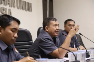 Kepala Biro H2PI Jajang Abdullah membuka secara langsung pada kegiatan Focus Group Discussions (FGD) kehumasan terkait pengelolaan website Bawaslu RI, di ruang Media Center  Rabu (21/1)